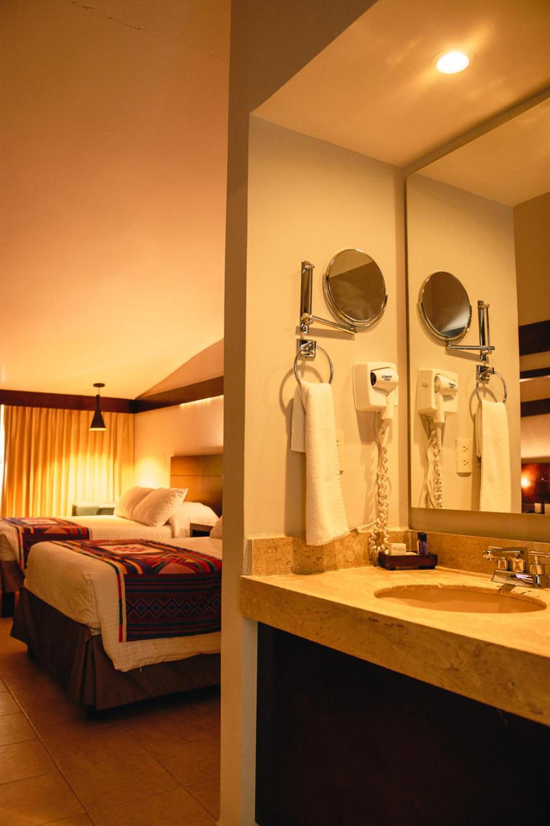Hotel Meson De La Chinantla Tuxtepec Eksteriør billede